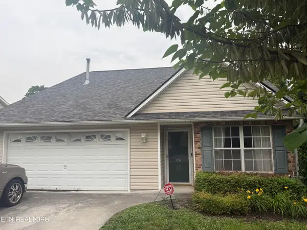 1726 Wood Song Lane, Knoxville, TN 37914