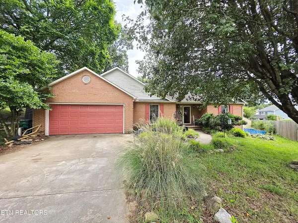 7807 Squirrel Lane, Powell, TN 37849