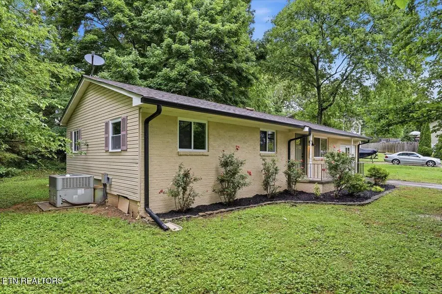 1507 Morningside Ave, Maryville, TN 37804 - #3