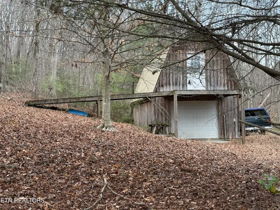 364 Shady Grove Rd, Lancing, TN 37770 - #3