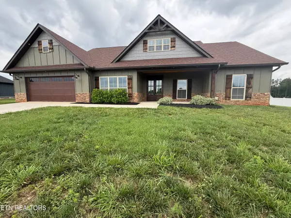 849 Pinebrooke Drive, Maryville, TN 37801