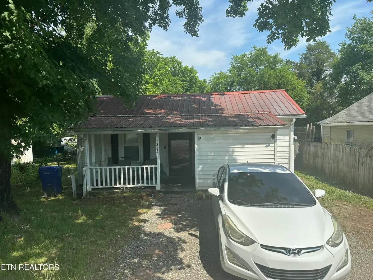 1304 Chestnut St, Knoxville, TN 37920 - #1