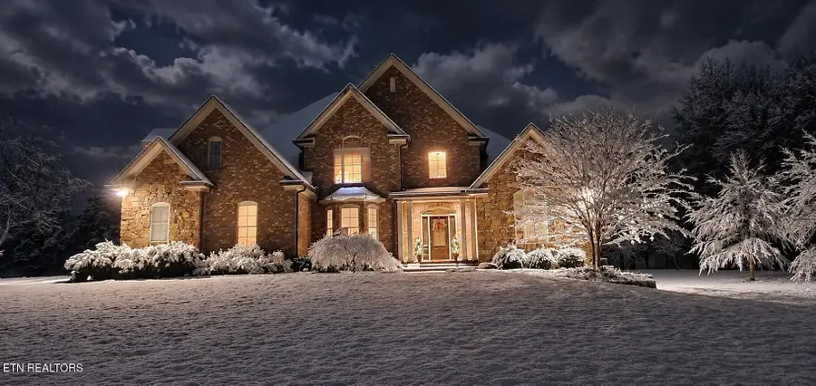 1040 Smith Valley Rd, Lenoir City, TN 37772 - #2