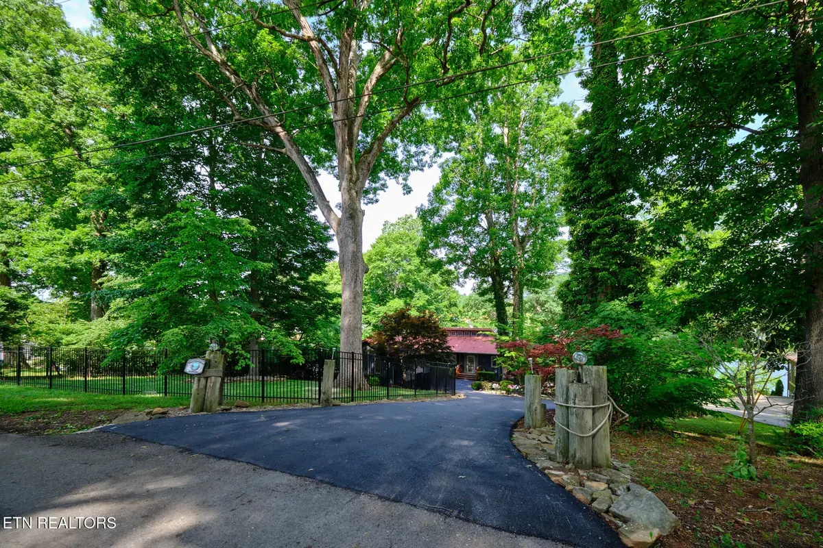 817 Lakewood Drive, Jefferson City, TN 37760 - #1