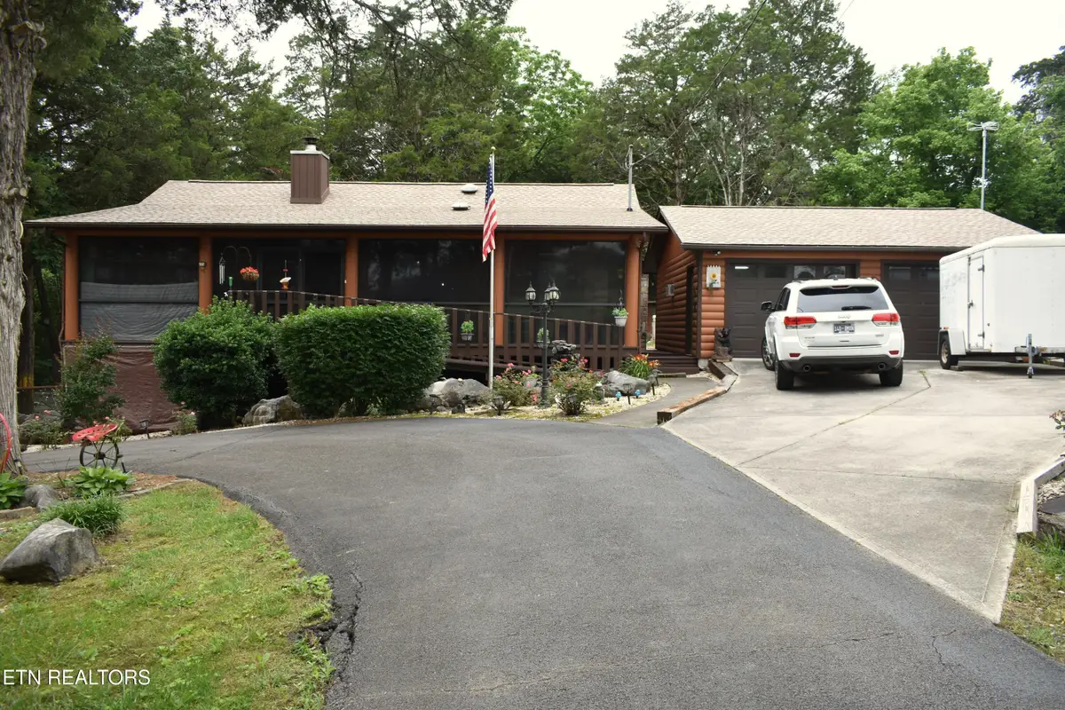 2470 E Walnut Grove Rd, Sevierville, TN 37876 - #1