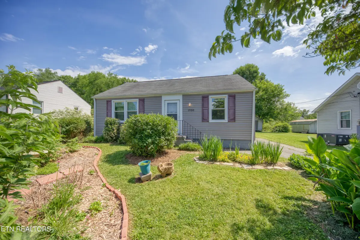 1930 W Gilbert Lane, Knoxville, TN 37920 - #1