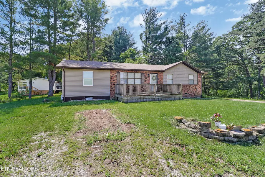 730 Iris Ave, Jamestown, TN 38556 - #2