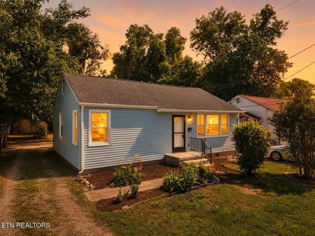 2022 Seymour Ave, Knoxville, TN 37917 - #1