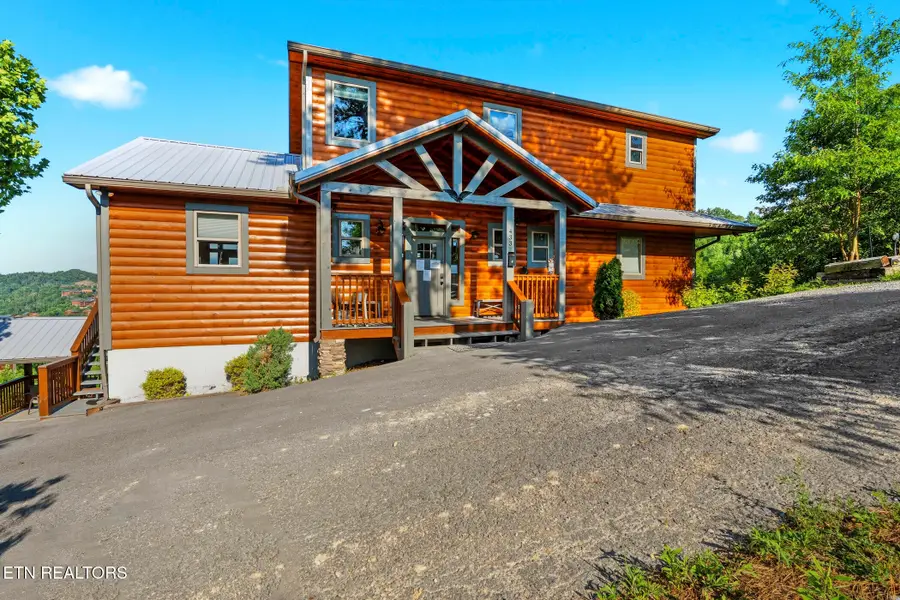 433 Red Hawk Way, Gatlinburg, TN 37738 - #2