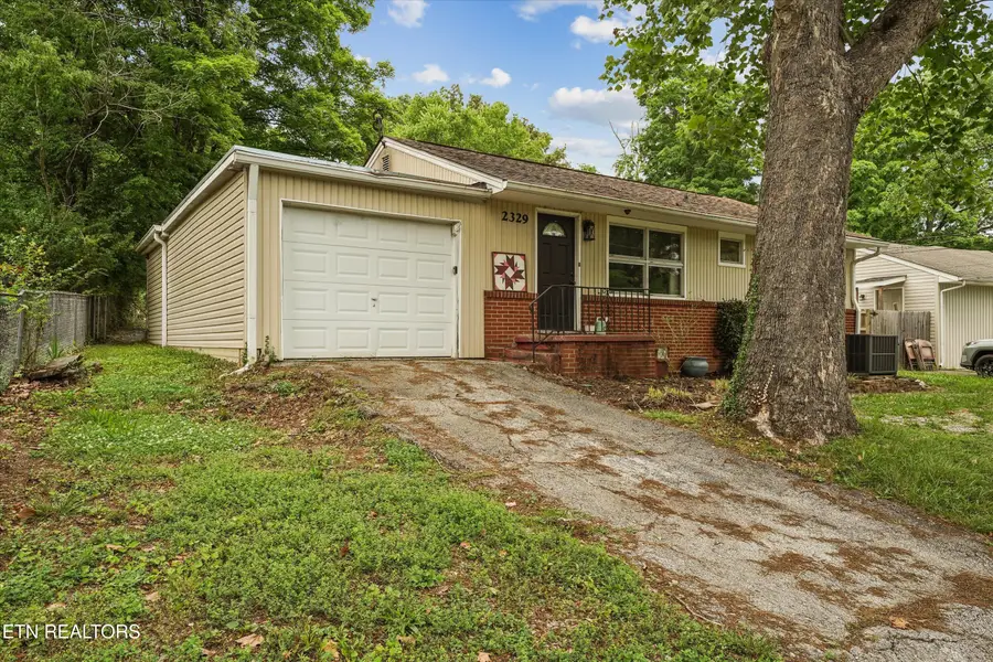 2329 Peachtree St, Knoxville, TN 37920 - #3