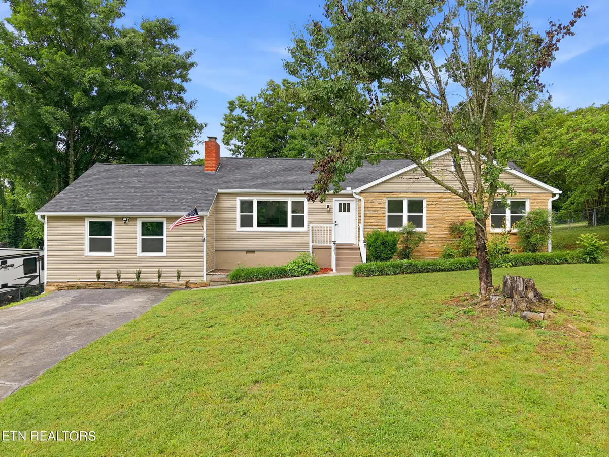 2501 Pleasant View Rd, Knoxville, TN 37914 - #1