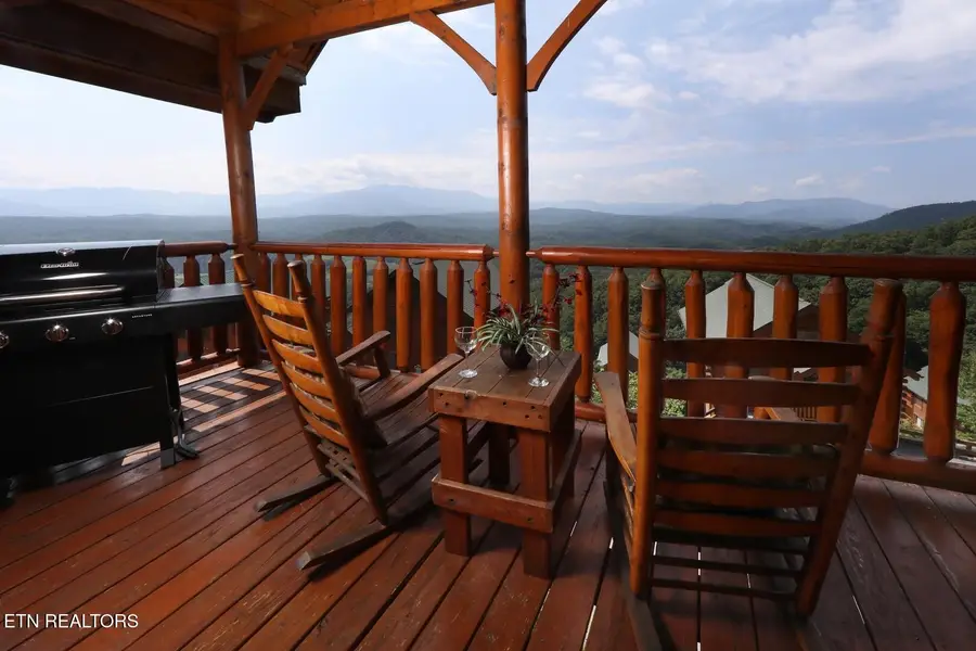2212 Towering Hemlock Drive, Sevierville, TN 37876 - #3