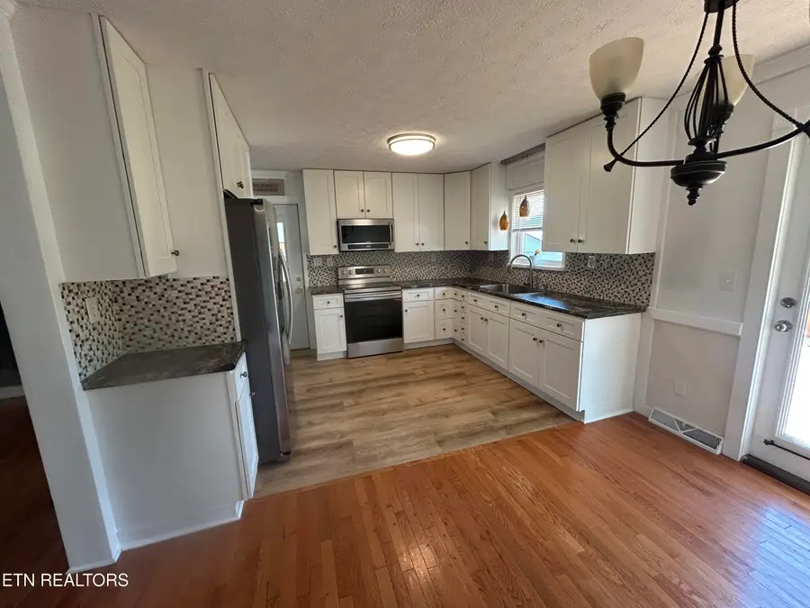4579 Nails Creek Rd, Rockford, TN 37853 - #2