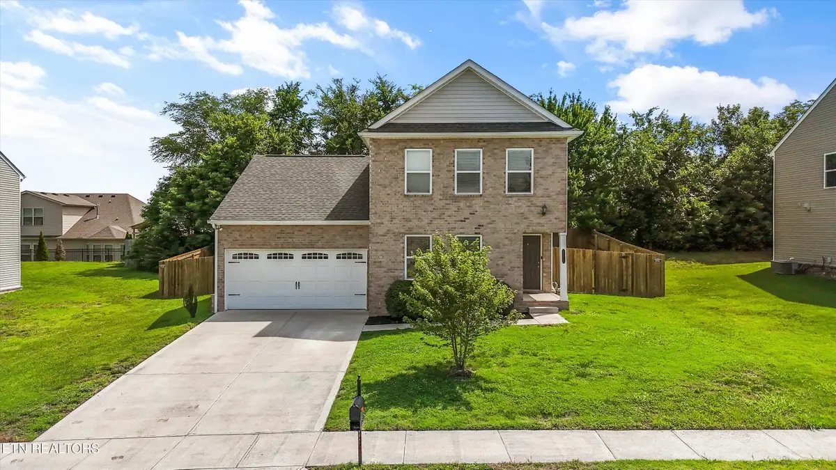 930 Spring Creek St, Maryville, TN 37801 - #1