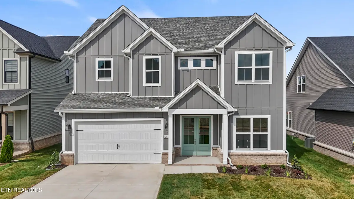 2512 Maroon Bells Rd, Knoxville, TN 37932 - #1