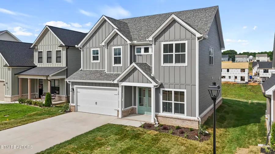 2512 Maroon Bells Rd, Knoxville, TN 37932 - #2