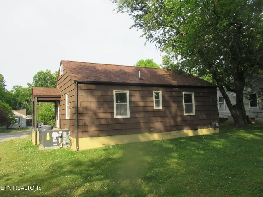 3333 Fontana St, Knoxville, TN 37917 - #3
