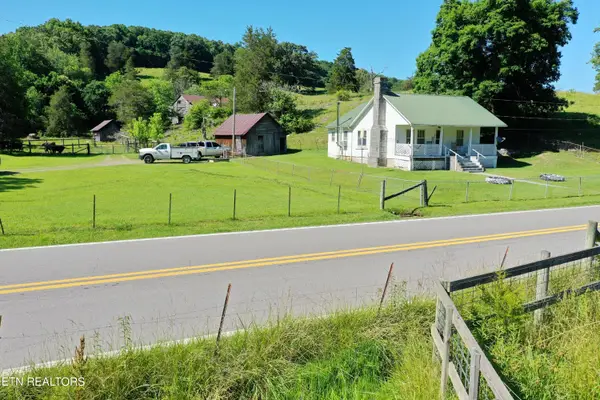 3956 Mulberry Gap Rd, Sneedville, TN 37869