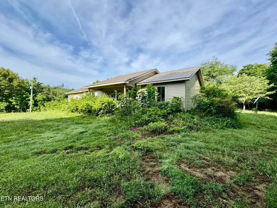 529 Peanut Rd, Parrottsville, TN 37843 - #3