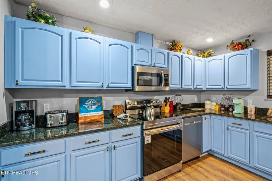 5337 Pittman Center Rd, Sevierville, TN 37876 - #3
