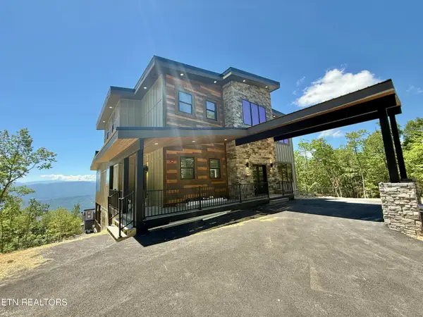 3026 Tower Rd, Sevierville, TN 37876