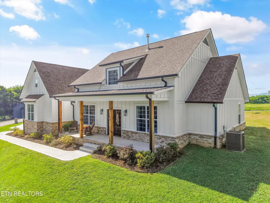 2609 Clyde Ed Rd, Kodak, TN 37764 - #2