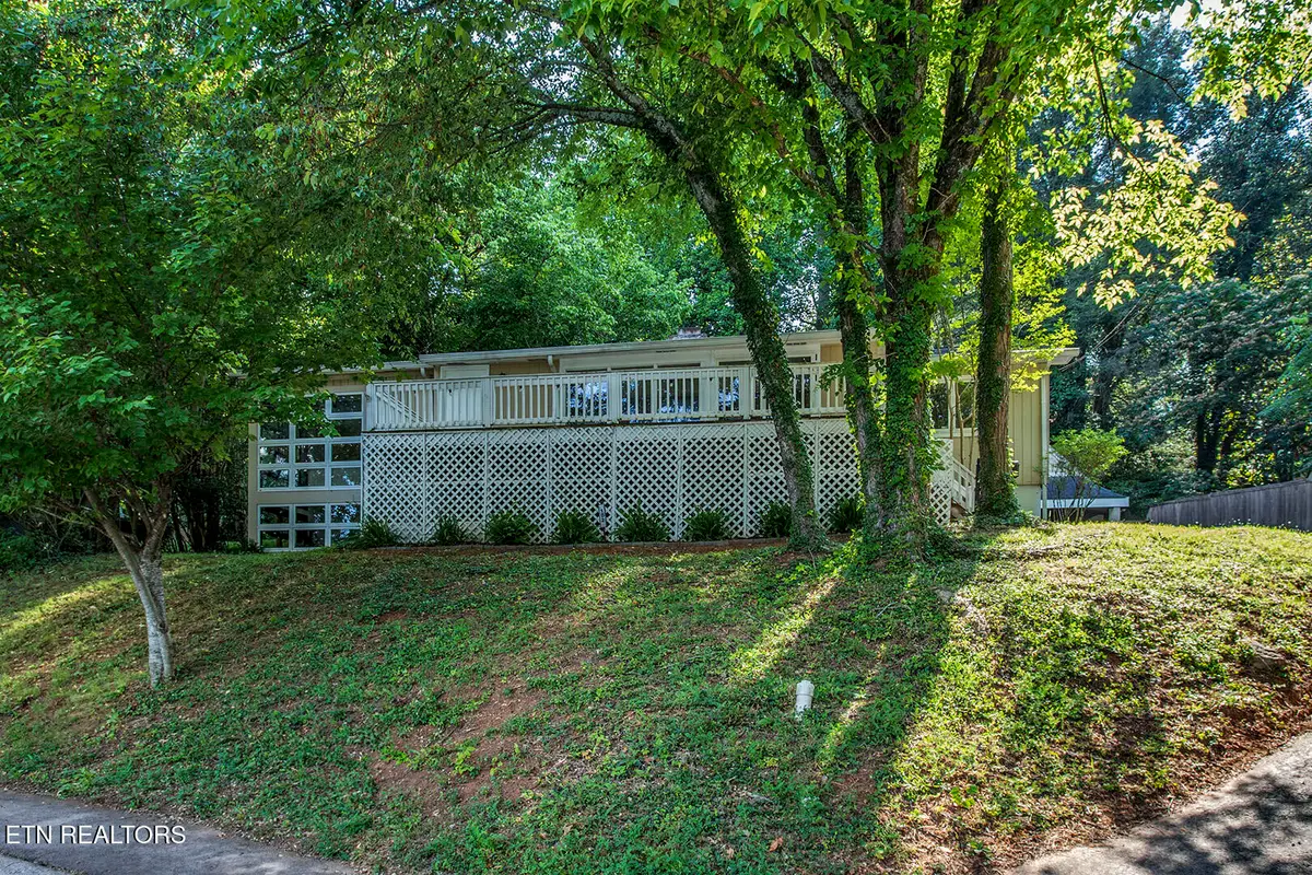102 Oxford Rd, Oak Ridge, TN 37830 - #1