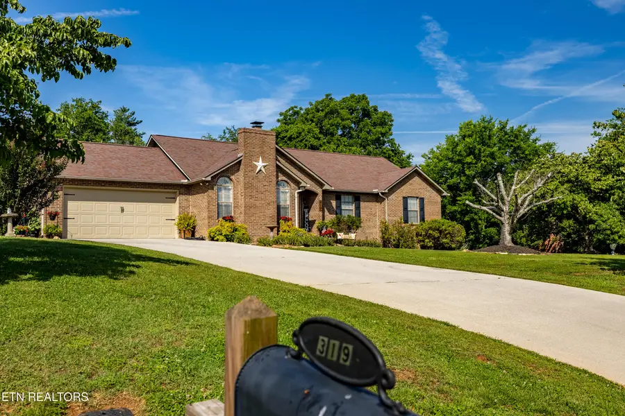 319 S Coleman Drive, Maryville, TN 37803 - #3