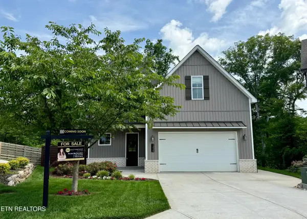 1226 Belle Pond Ave, Knoxville, TN 37932