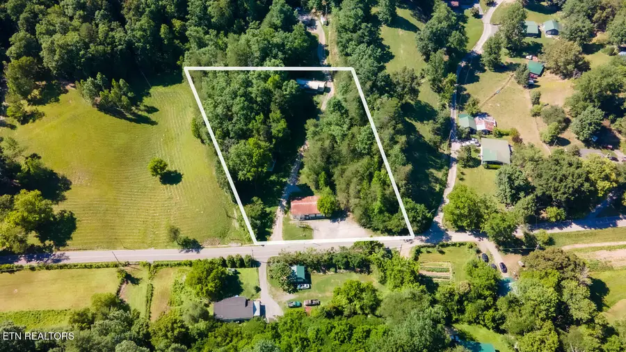 463 Lovers Lane, Townsend, TN 37882 - #3