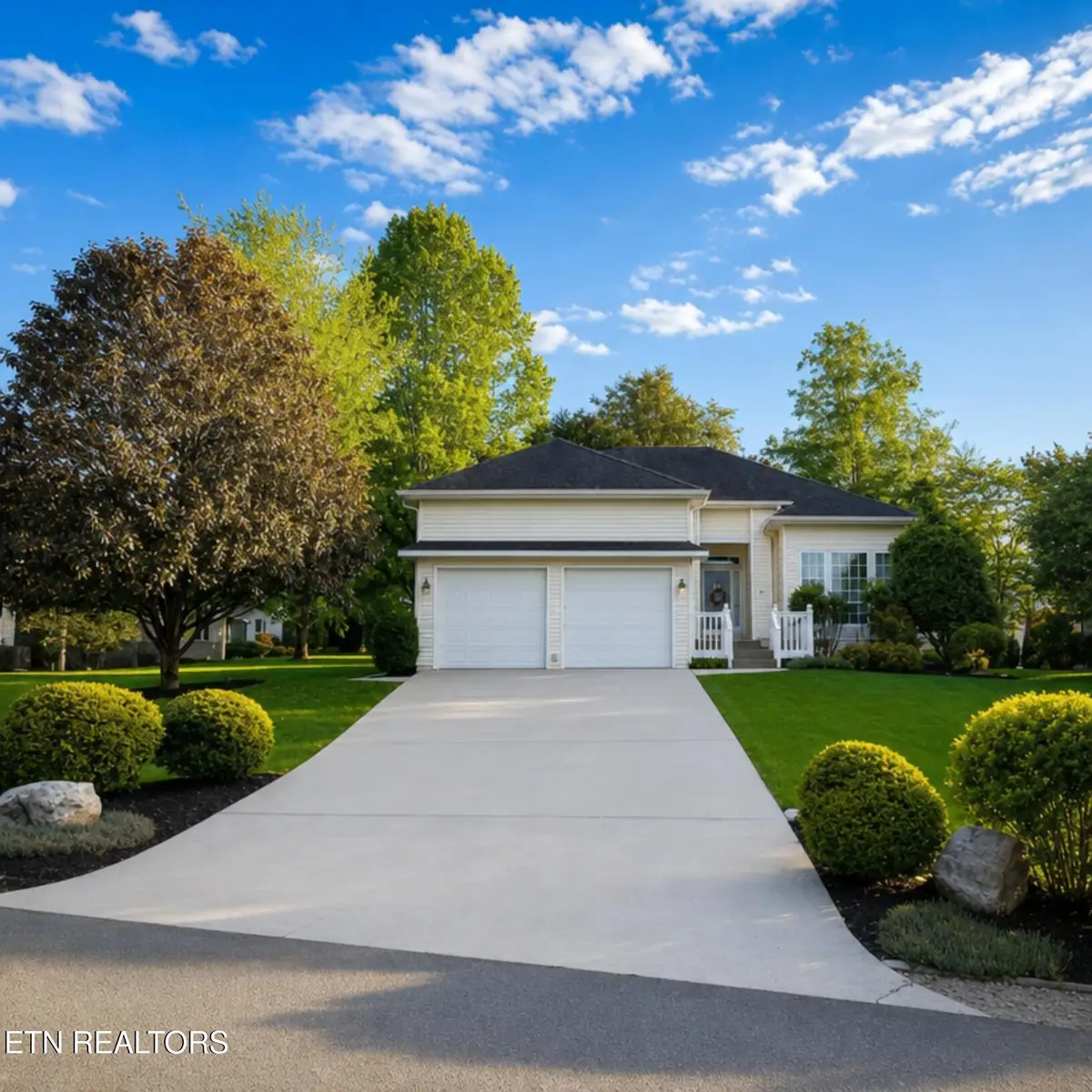 304 Saloli, Loudon, TN 37774 - #1