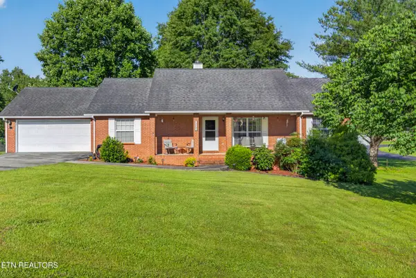 2403 N Pointe Cove Circle, Cookeville, TN 38506