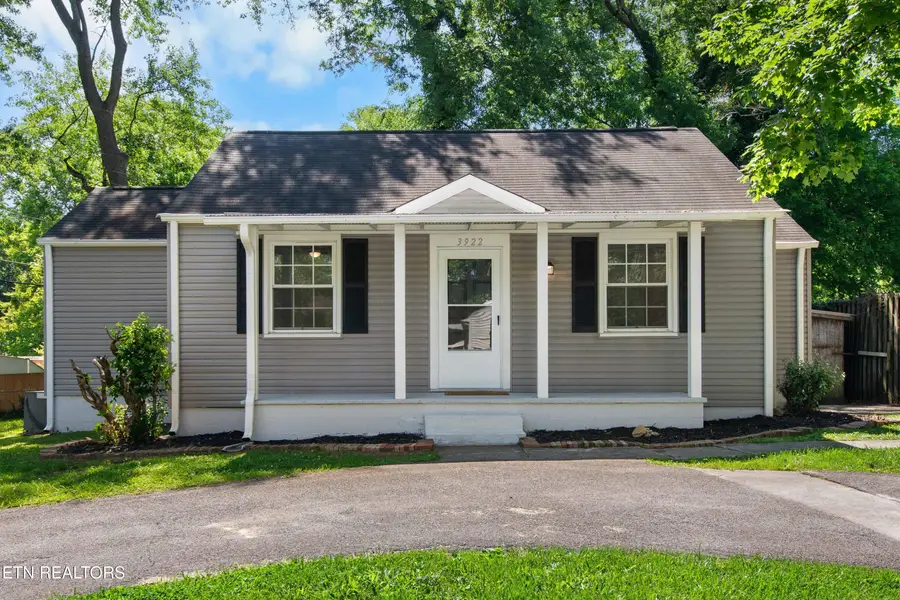 3922 Briargate Ave, Knoxville, TN 37919 - #2