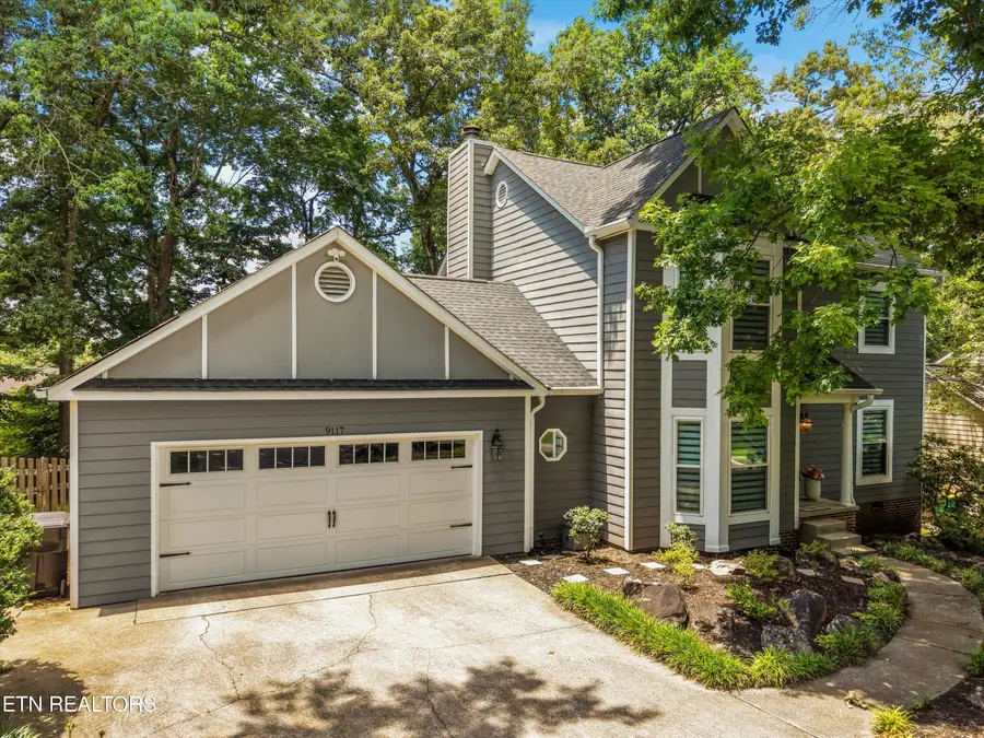 9117 Colchester Ridge Rd, Knoxville, TN 37922 - #3