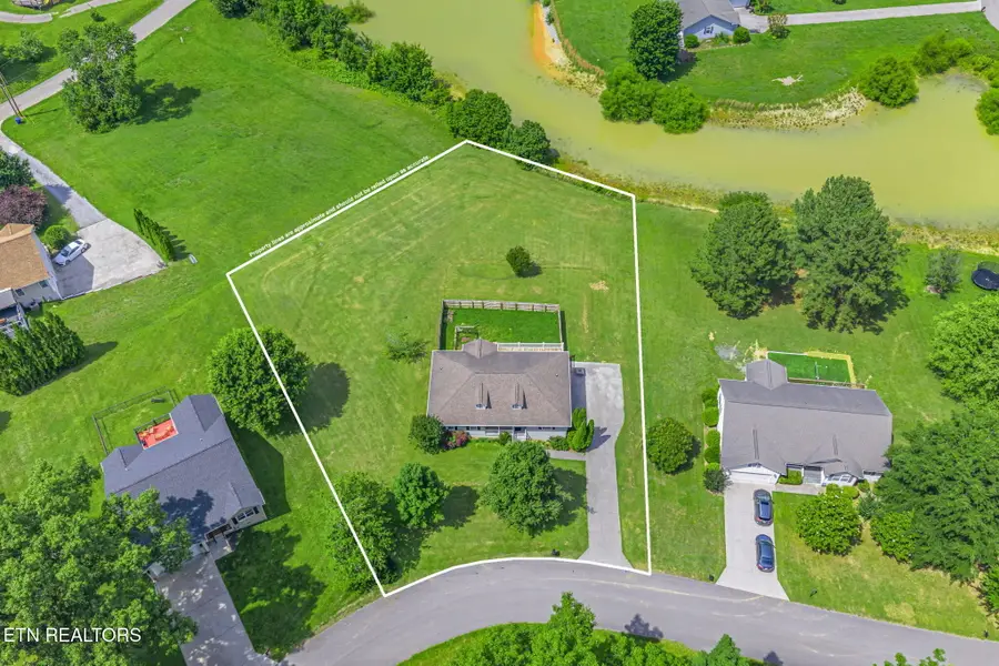 138 Country Way Rd, Vonore, TN 37885 - #2