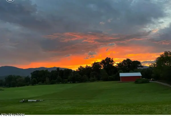 237 Myers Rd, Townsend, TN 37882