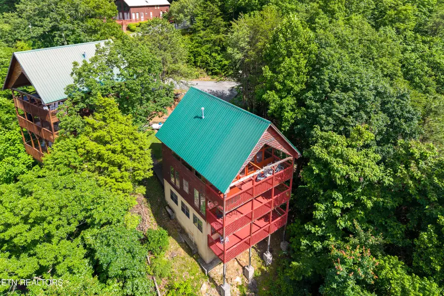 1520 Raven View Way, Sevierville, TN 37876 - #2