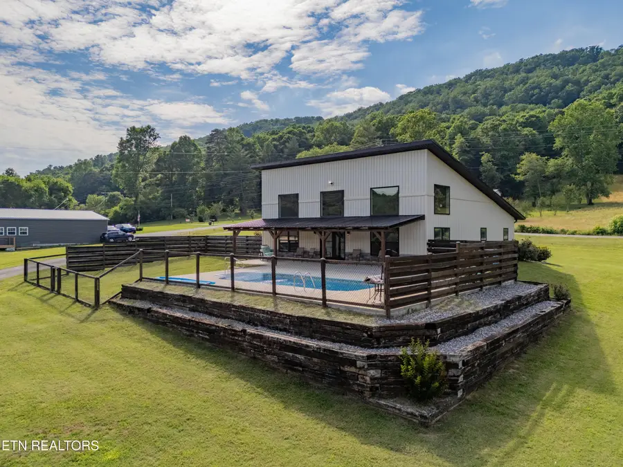 1352 Dutch Valley Rd, Clinton, TN 37716 - #3
