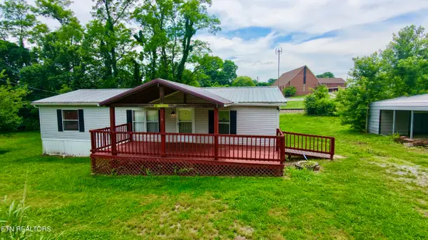 1529 Creamery St, White Pine, TN 37890