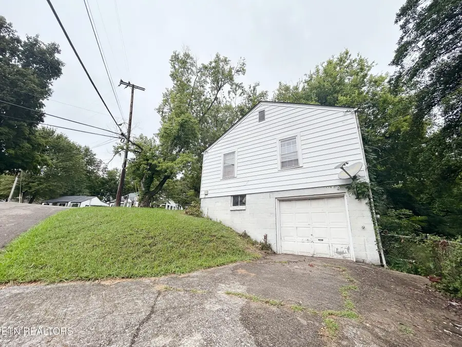 2500 Brice St, Knoxville, TN 37917 - #2