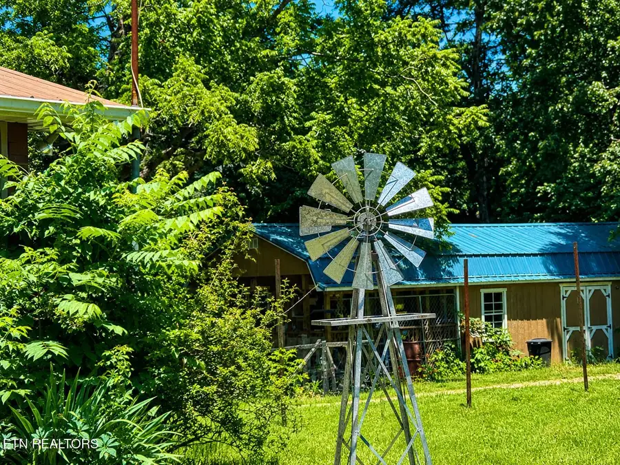 1070 Wright Place Rd, Jamestown, TN 38556 - #2