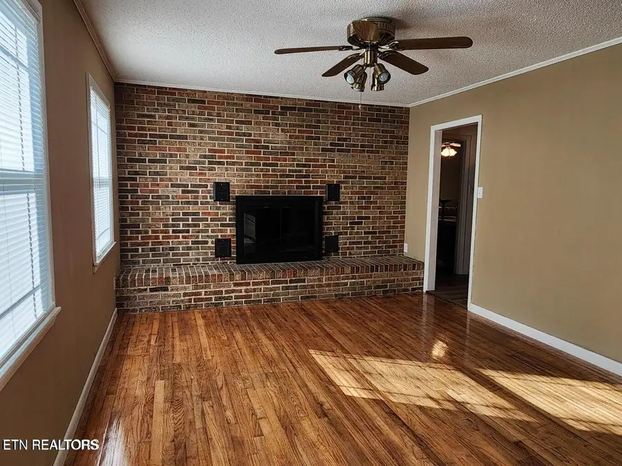 1506 Ridgeway Circle, Athens, TN 37303 - #2