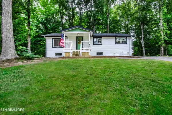 200 Midway Drive, Oliver Springs, TN 37840