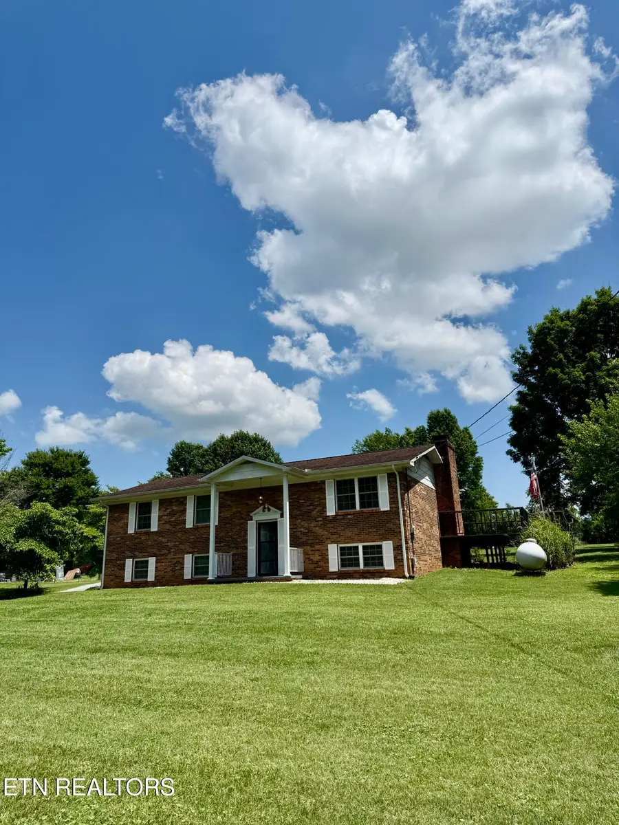 4544 N Wildwood Rd, Maryville, TN 37804 - #3