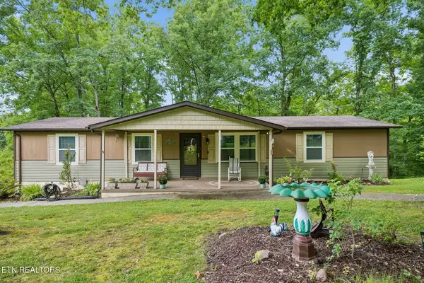 10419 Slemp Rd, Kodak, TN 37764