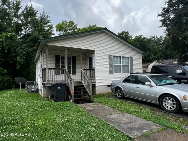 3321 Thomas St, Knoxville, TN 37921