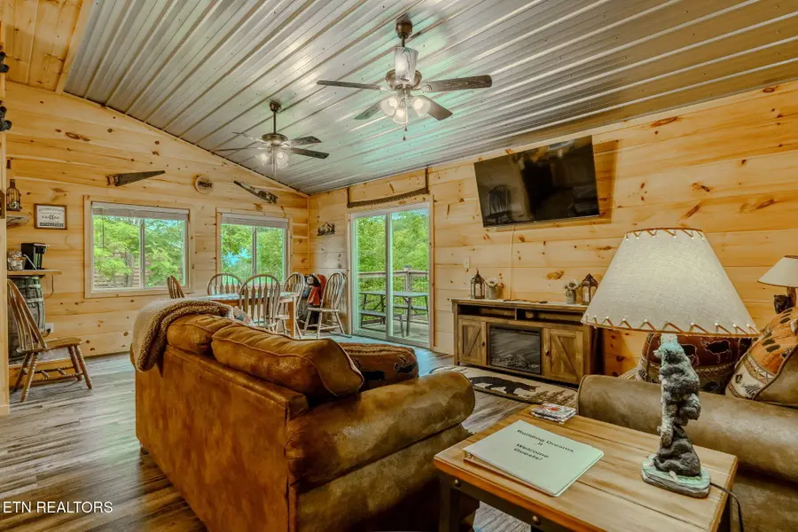 628 Pinecrest Drive, Gatlinburg, TN 37738 - #3