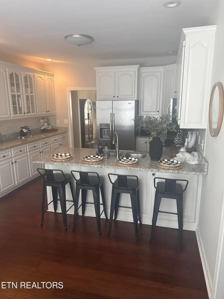 829 Meadowfield Drive, Knoxville, TN 37923 - #3