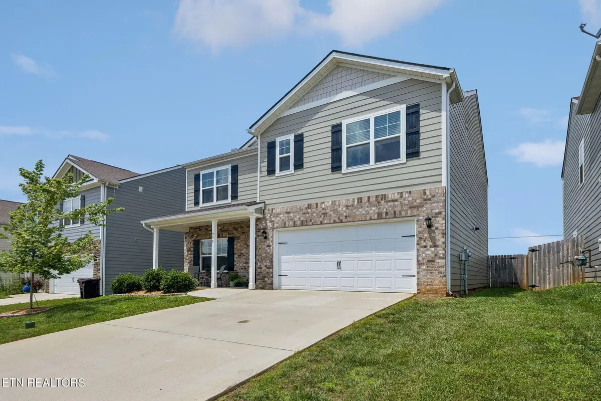 998 Stone Creek Drive, Loudon, TN 37774 - #1