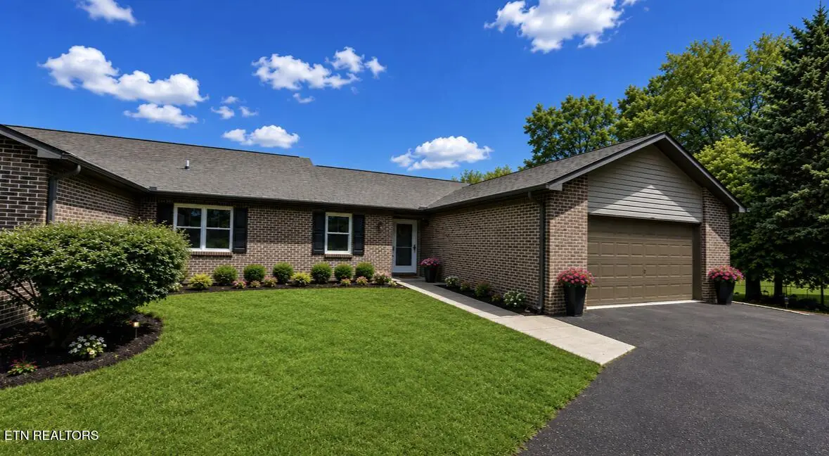 330 Villa Drive, Seymour, TN 37865 - #1